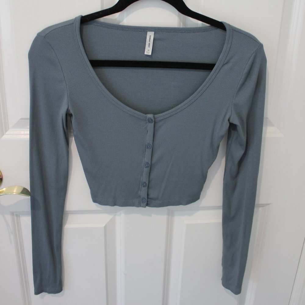 Aritzia Long Sleeve top